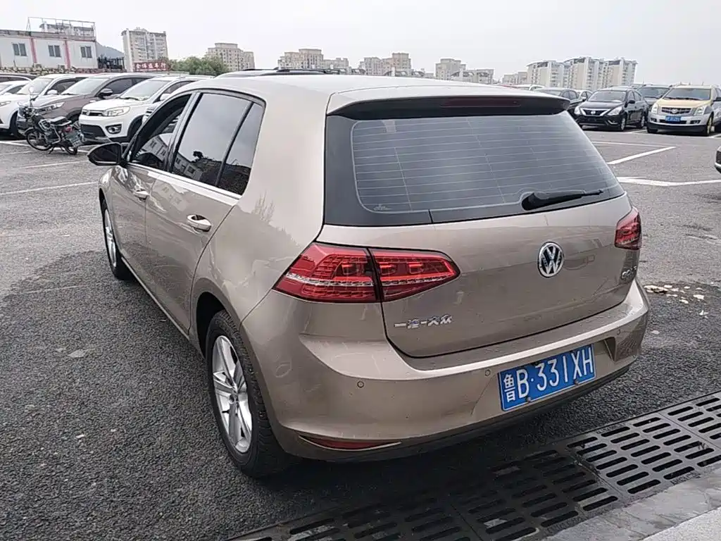 Volkswagen Golf — миниатюра 5