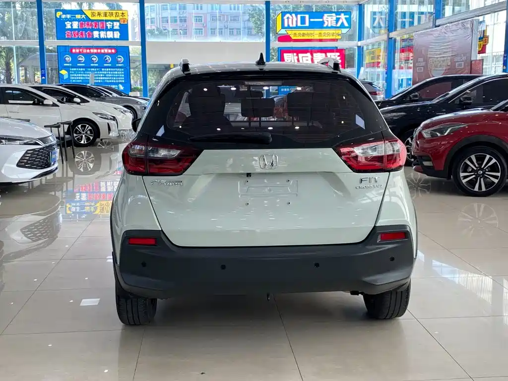 Honda Fit — миниатюра 11