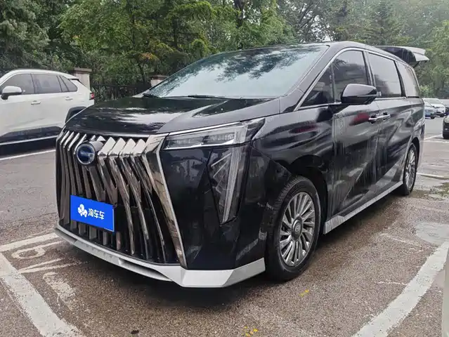 2025 GAC Trumpchi M8