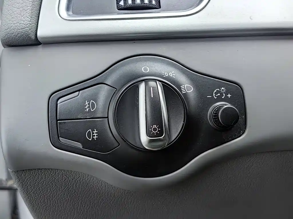 Audi A4L — миниатюра 21