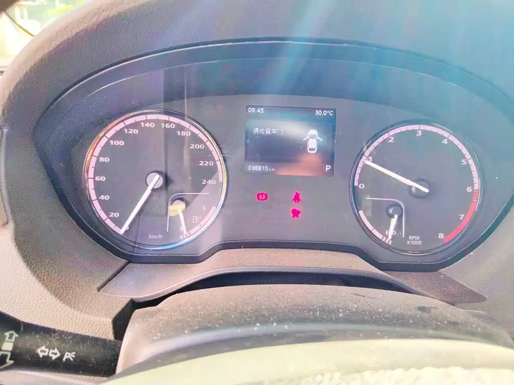 Qoros Qoros 3 — миниатюра 12
