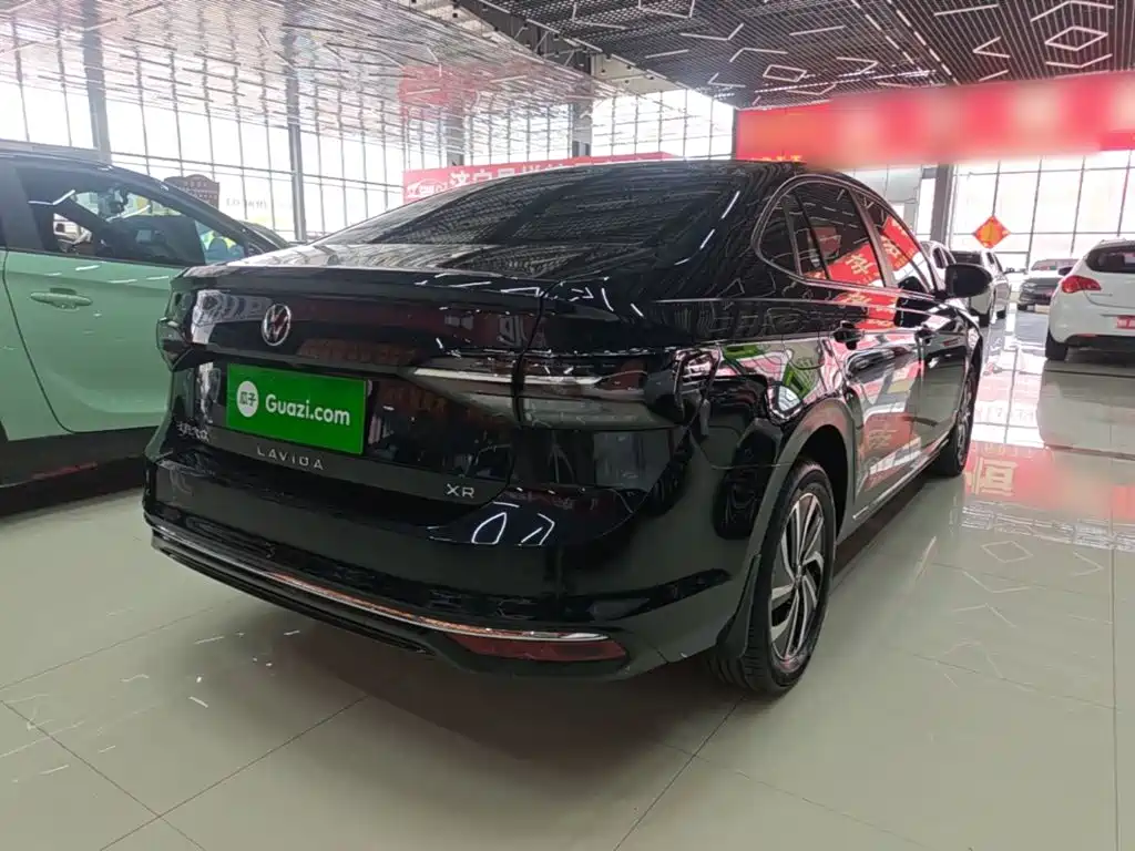 Volkswagen Lavida — миниатюра 7