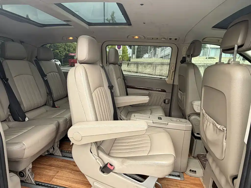 Mercedes-Benz Viano — миниатюра 7