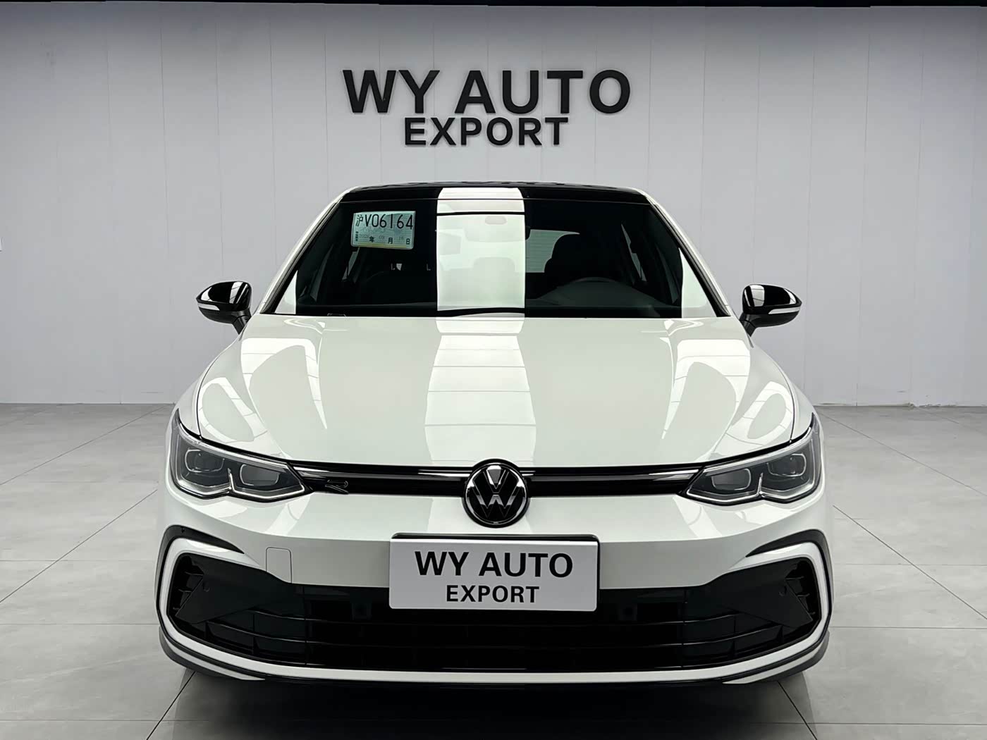 Volkswagen Golf 1.4 л 2022 г. Белый, пробег 46000 км