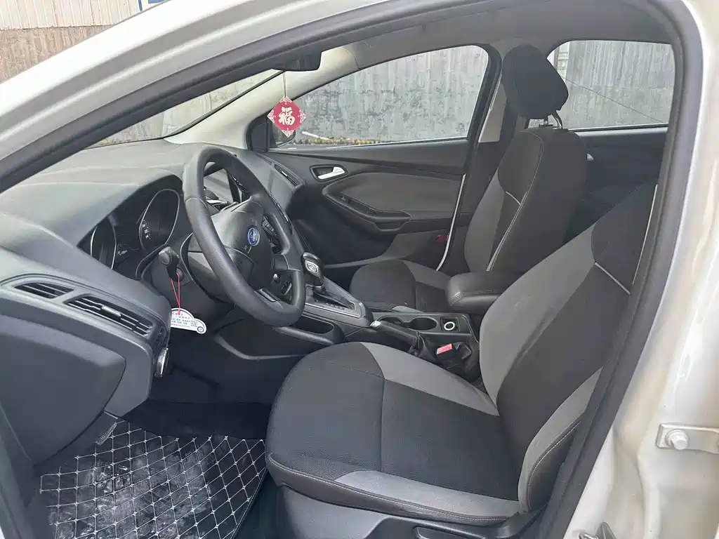 Ford Focus — миниатюра 9