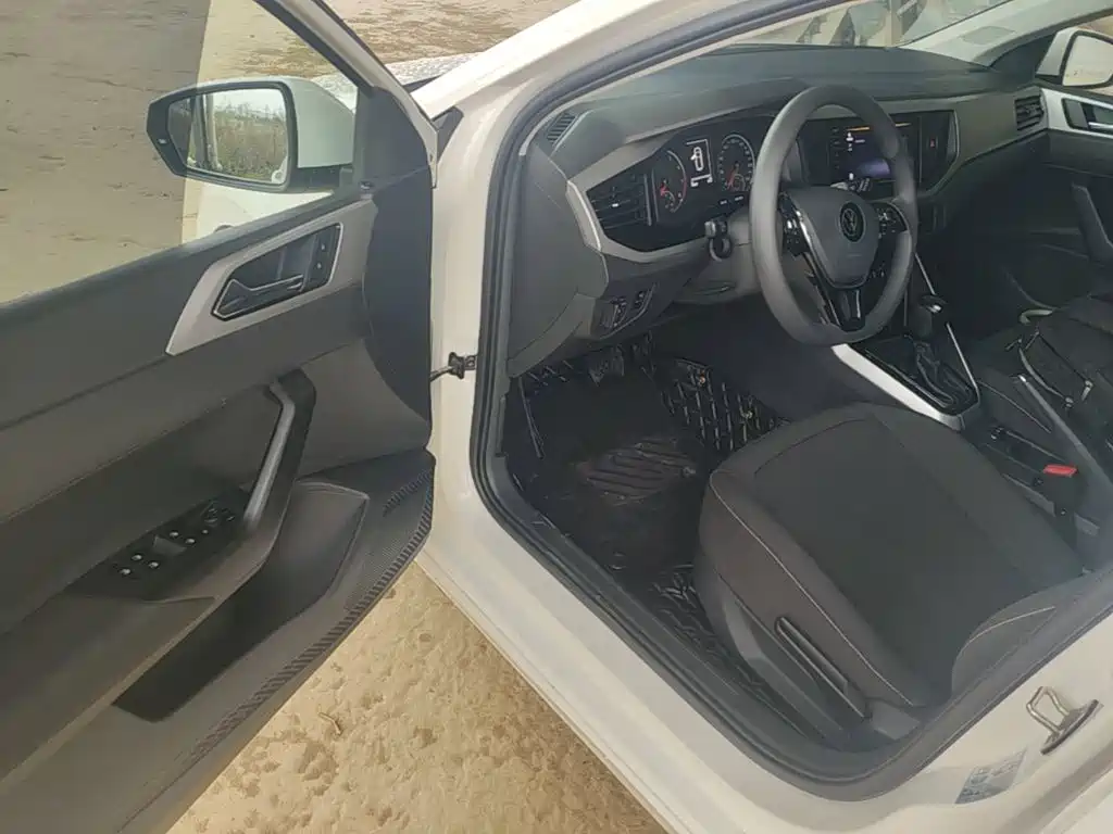 Volkswagen Polo — миниатюра 16