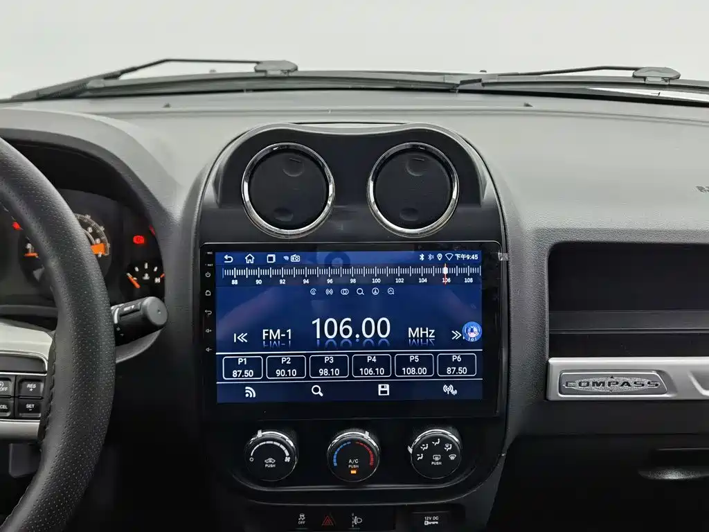 Jeep Compass (Import) — миниатюра 12