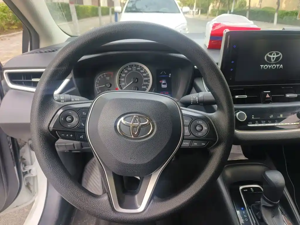 Toyota Corolla — миниатюра 6