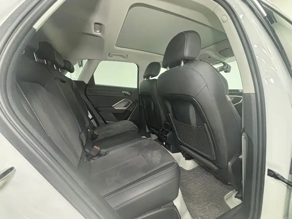 Audi Q3 — миниатюра 11