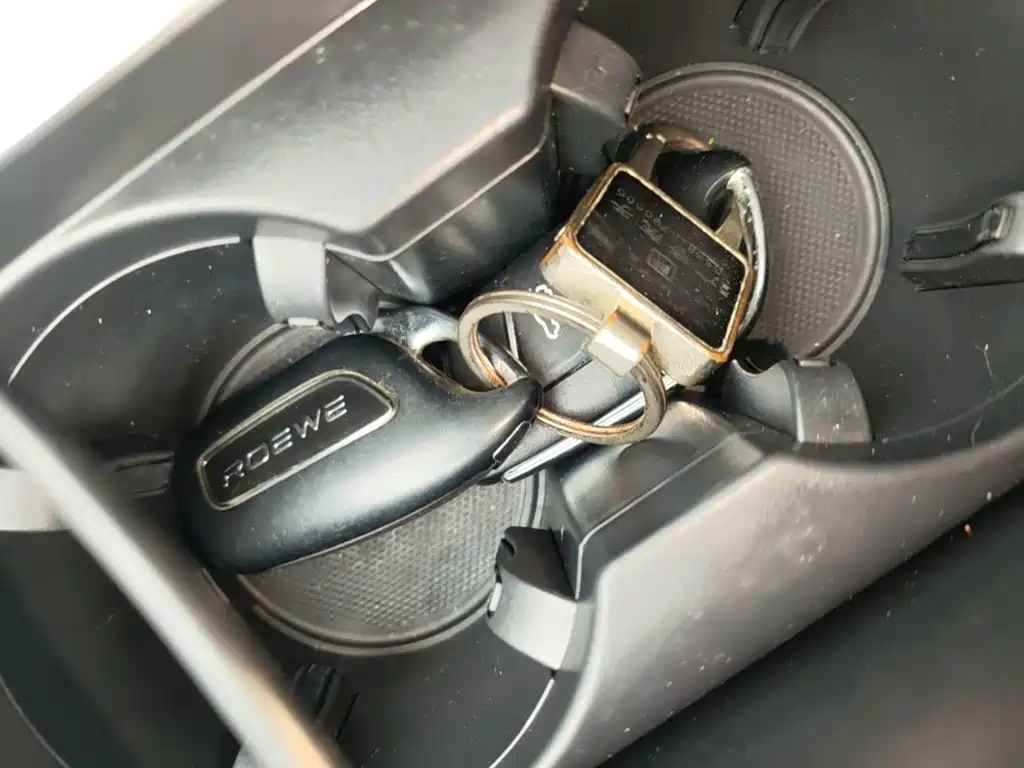 Roewe RX5 — миниатюра 9