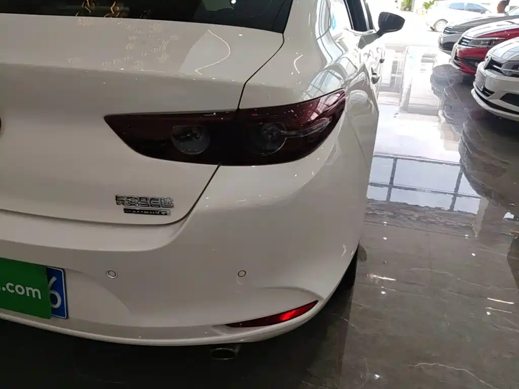 Mazda 3 Axela — миниатюра 8