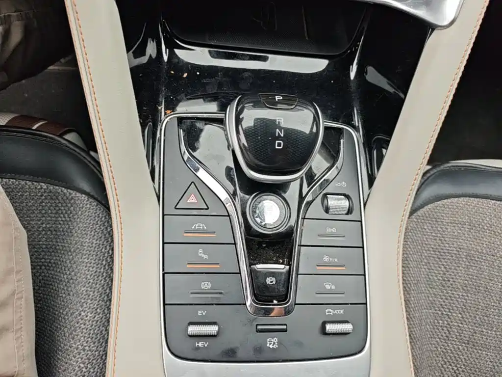 BYD PLUS New Energy — миниатюра 14