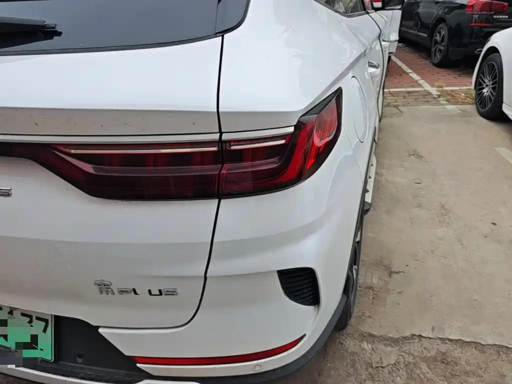BYD PLUS New Energy — миниатюра 8