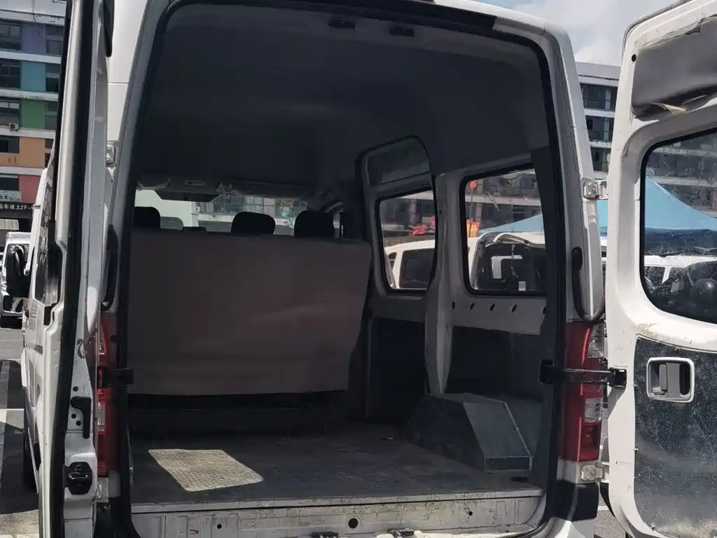Foton Tuyano — миниатюра 7