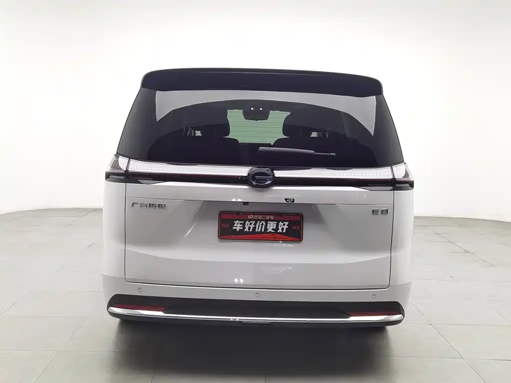 GAC Motor 传祺E8 PHEV — миниатюра 4