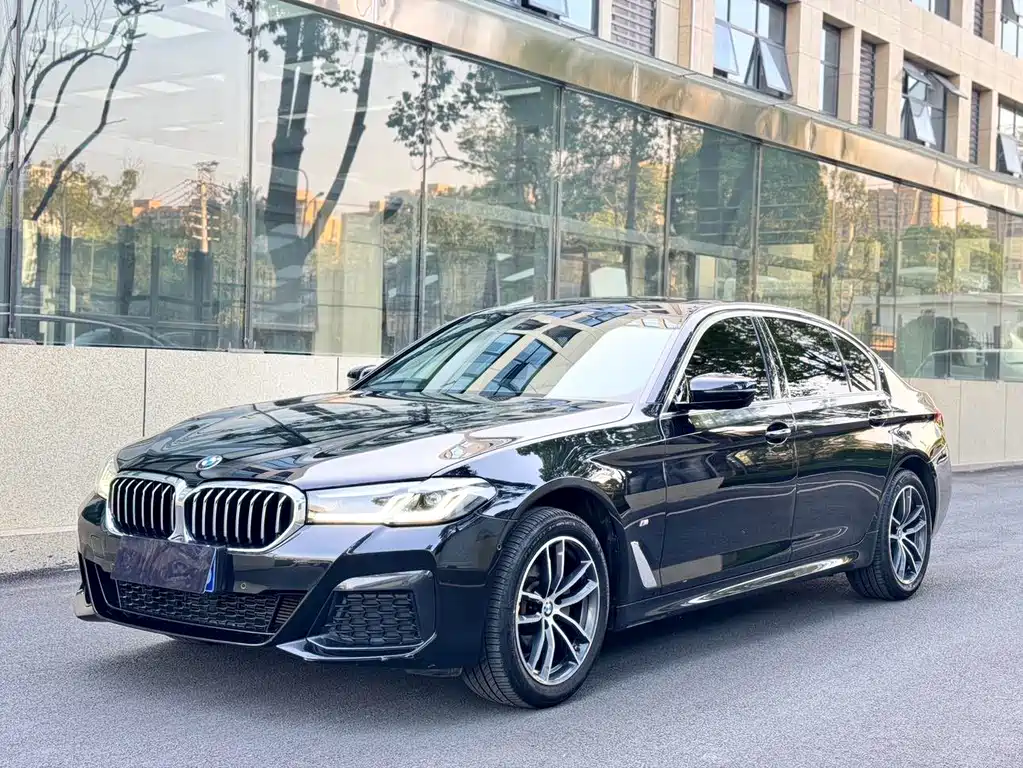 BMW 5 Series 2022