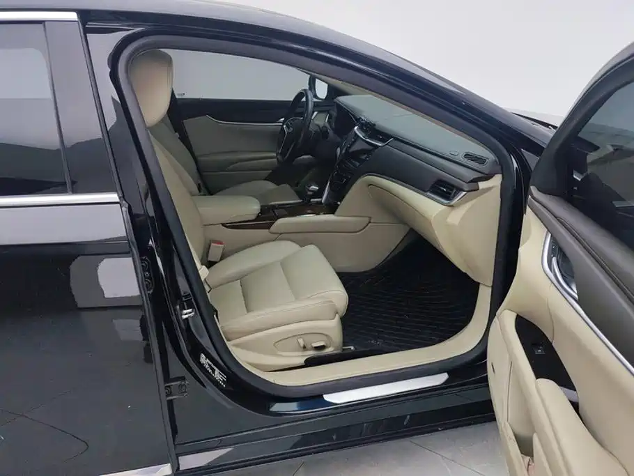 Cadillac XTS — миниатюра 8