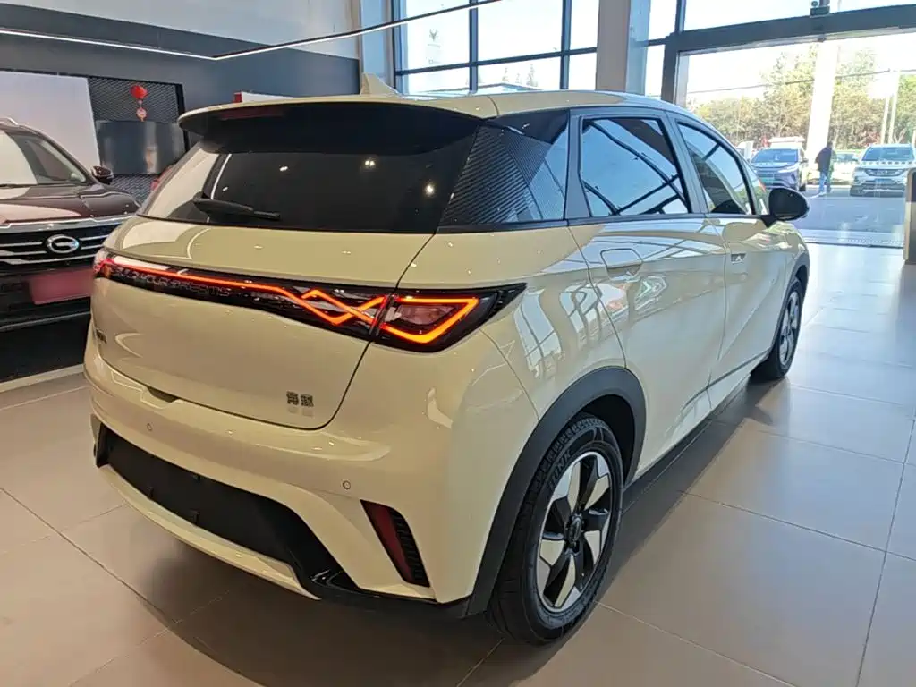 BYD Dolphin — миниатюра 7