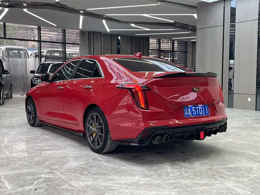 Cadillac CT4 — миниатюра 4
