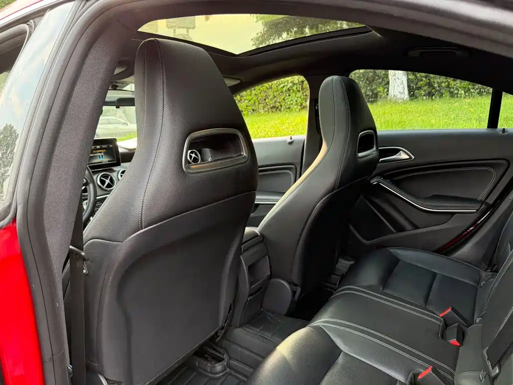 Mercedes-Benz CLA (Import) — миниатюра 11