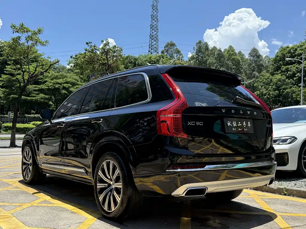 Volvo XC90 — миниатюра 16