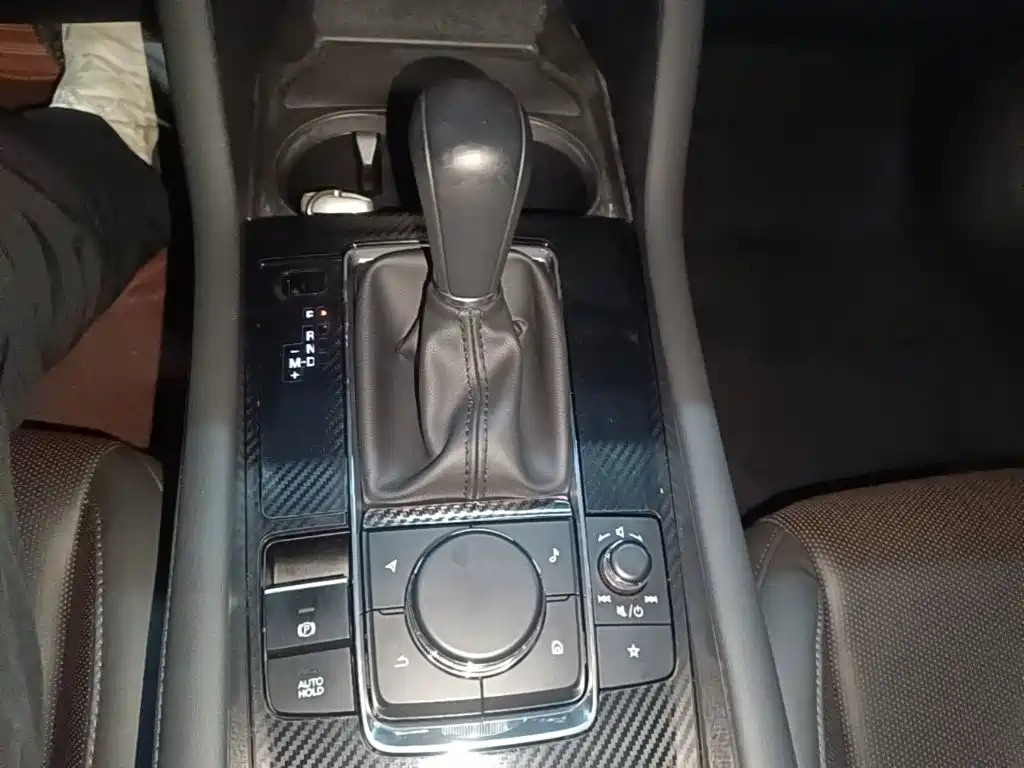 Mazda 3 Axela — миниатюра 14