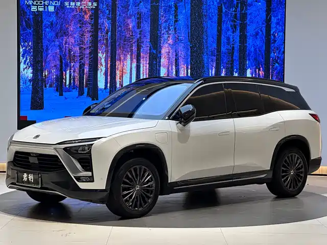 NIO NIO ES8 2019
