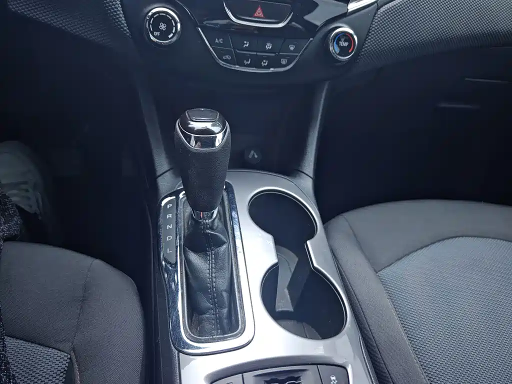 Chevrolet Cruze — миниатюра 12