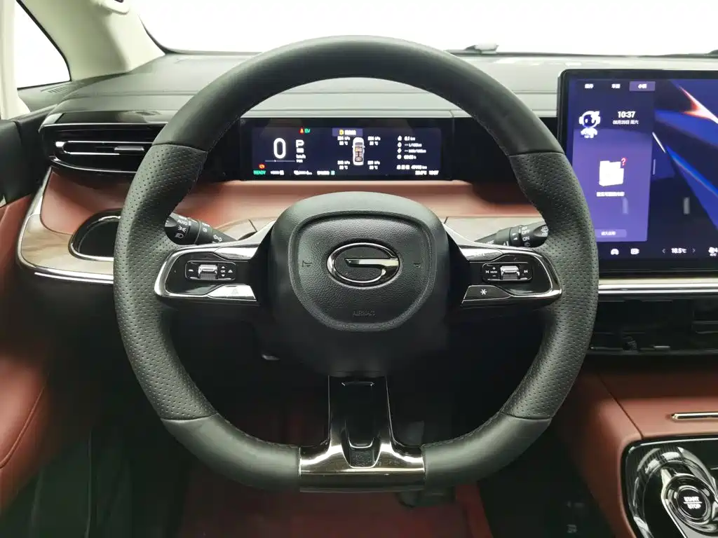 GAC Motor 传祺E8 PHEV — миниатюра 11