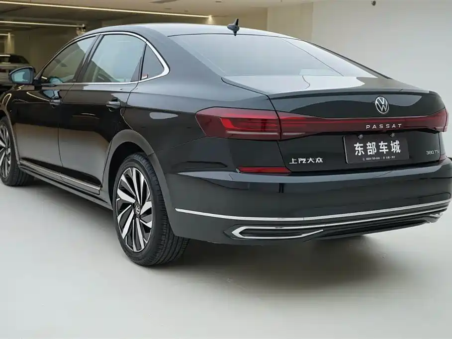Volkswagen Passat 2024 380TSI Elite