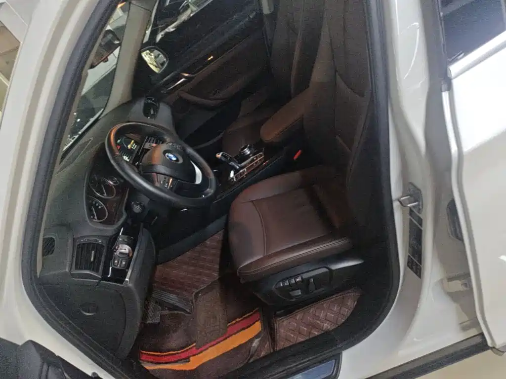 BMW X3 (Import) — миниатюра 15