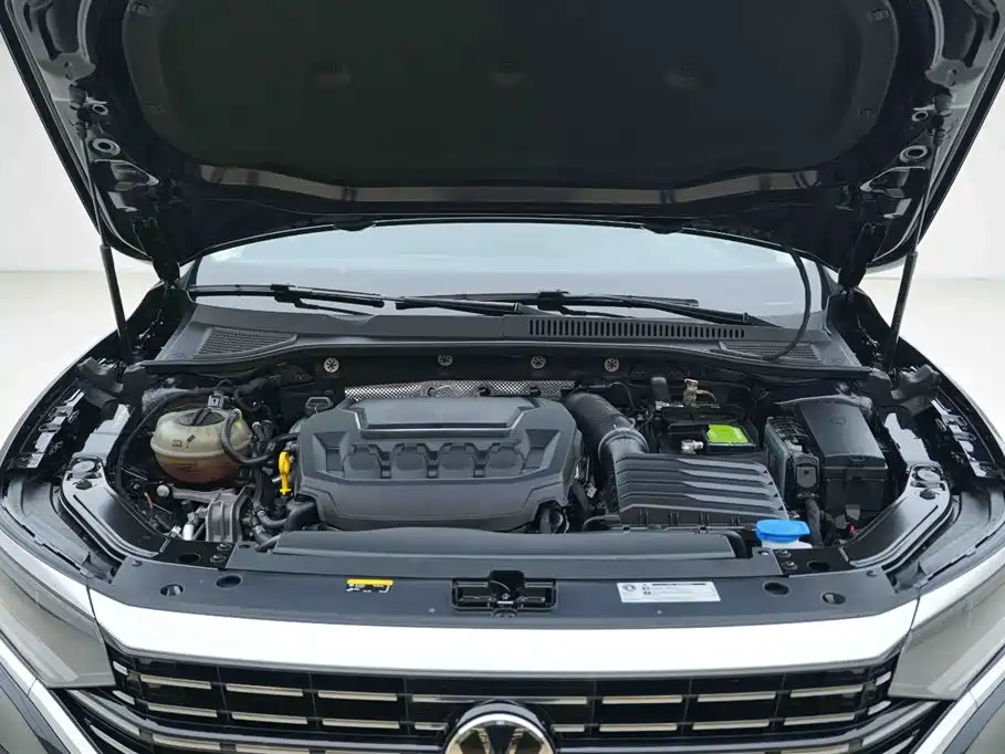 Volkswagen Passat 2024 380TSI Elite