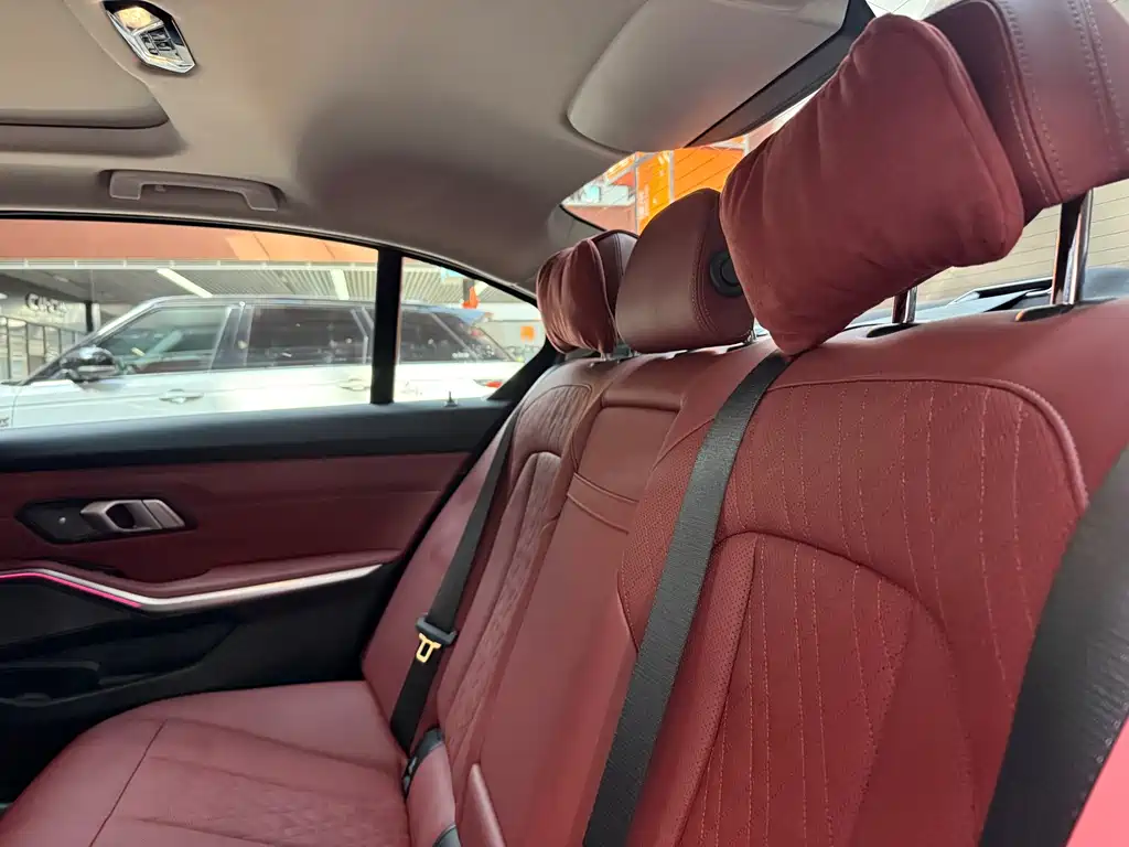 BMW 3 Series — миниатюра 12
