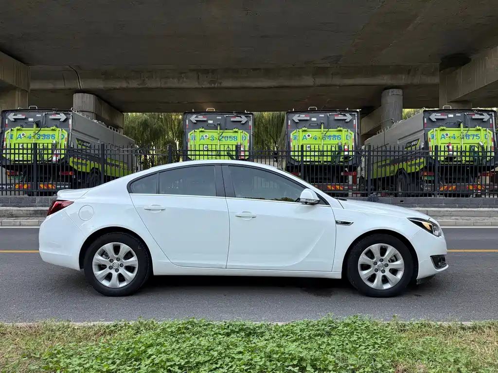 Buick Regal — миниатюра 4