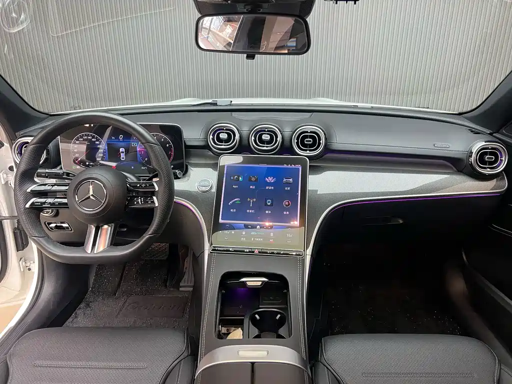 Mercedes-Benz C-Class — миниатюра 4