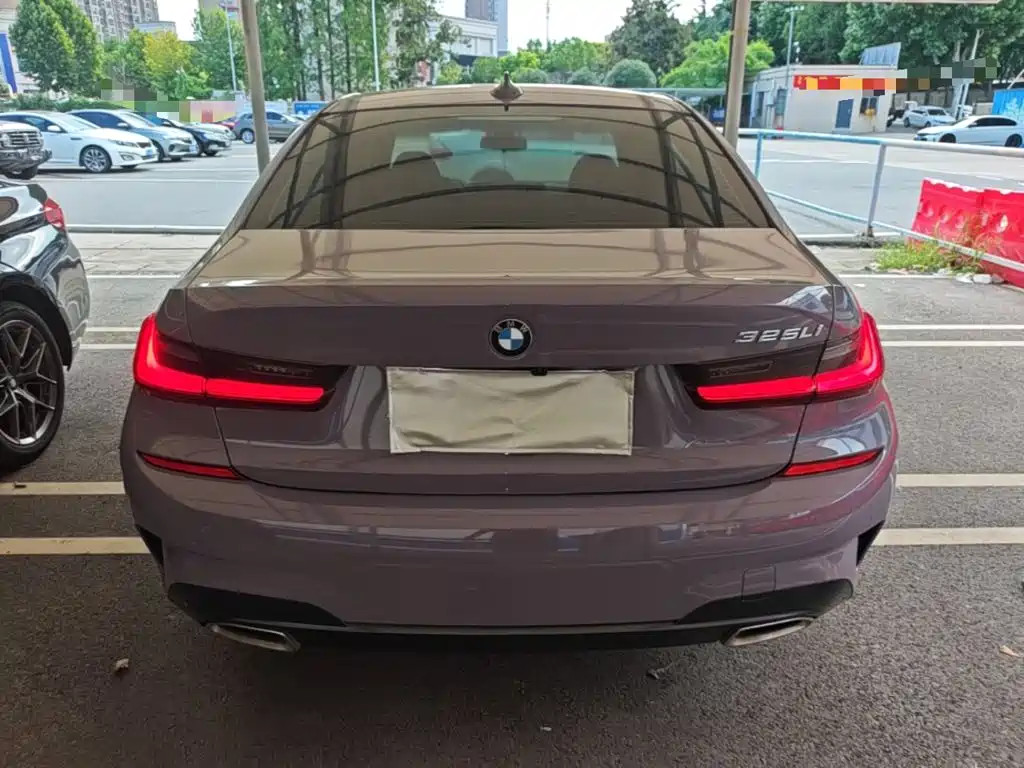 BMW 3 Series — миниатюра 6