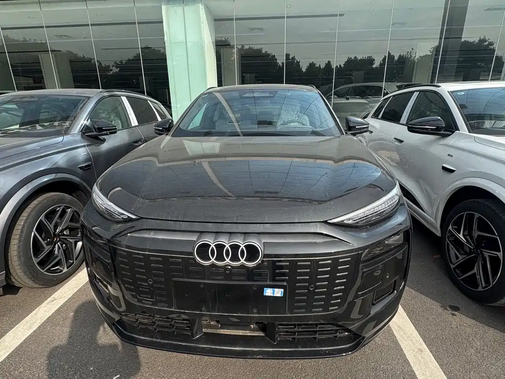 Audi Q6L e-tron — миниатюра 3