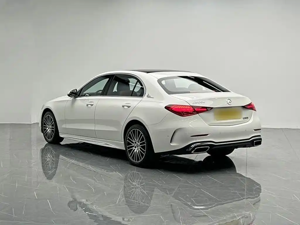Mercedes-Benz C-Class — миниатюра 10