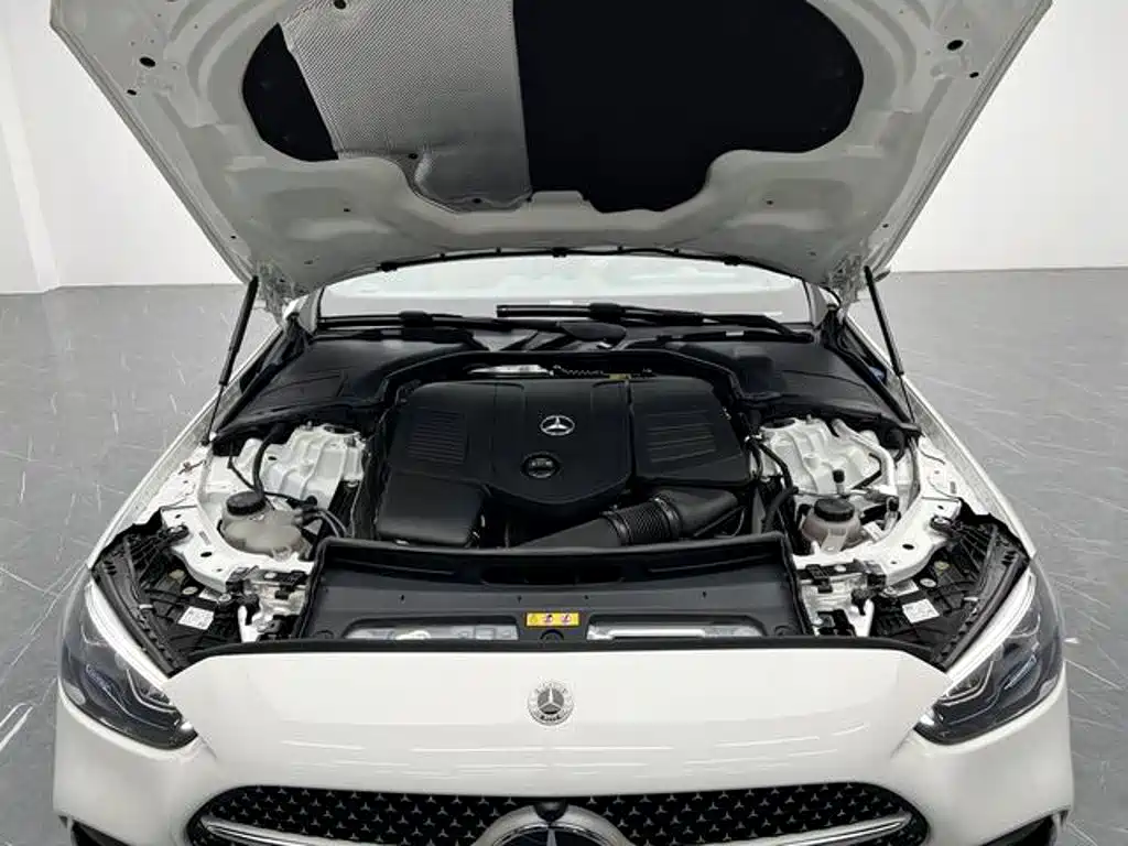 Mercedes-Benz C-Class — миниатюра 22
