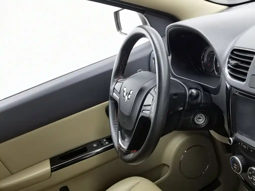 Wuling Hongguang — миниатюра 22