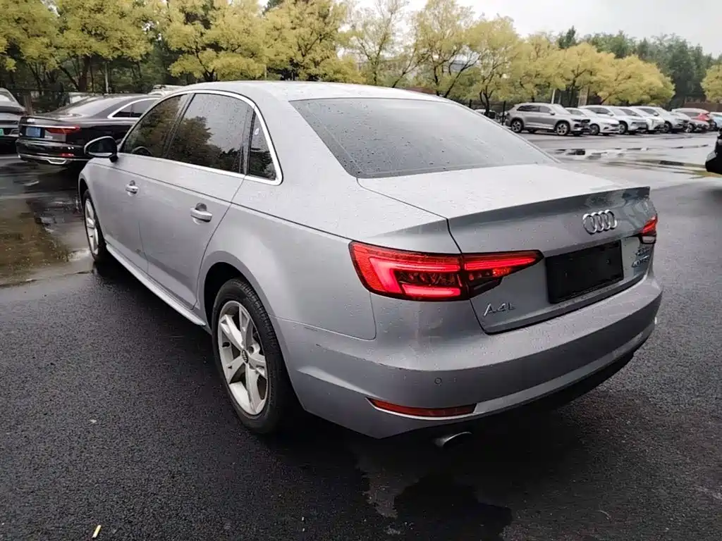 Audi A4L — миниатюра 5