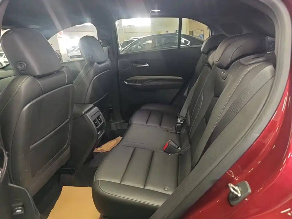 Cadillac XT4 — миниатюра 17