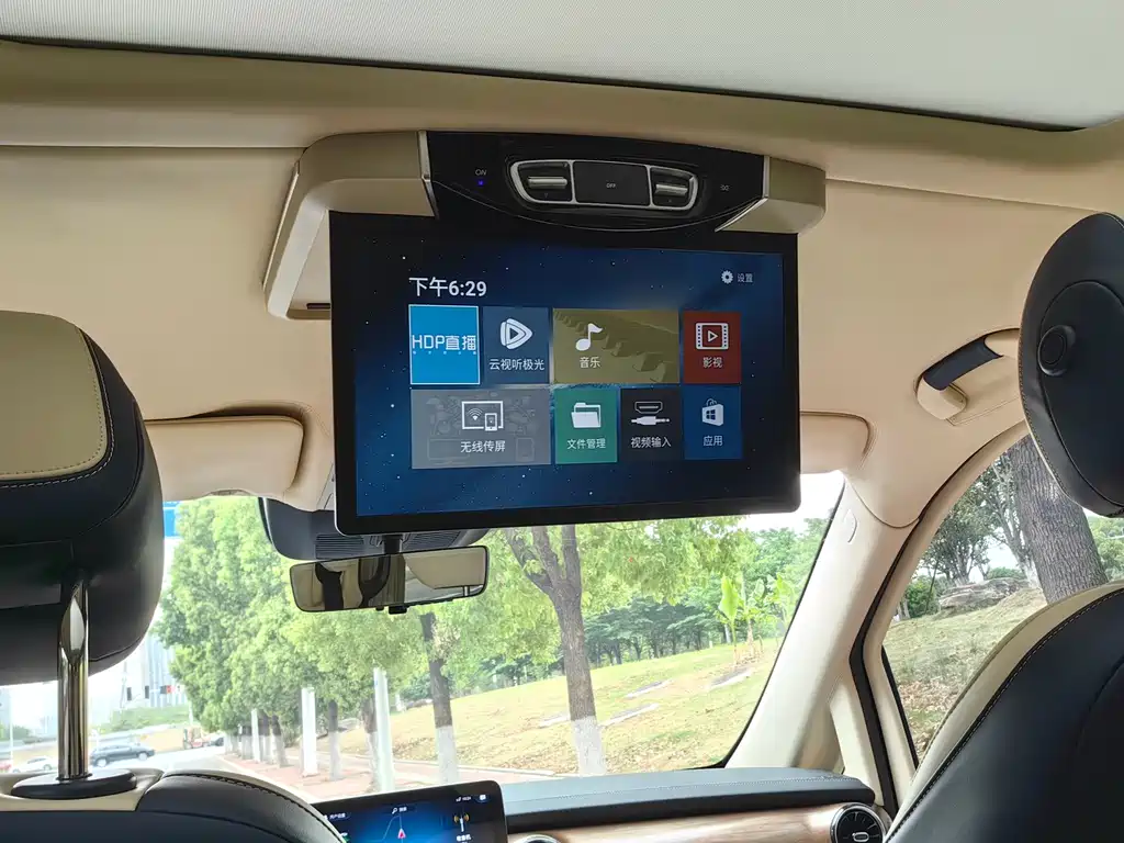 MERCEDES-BENZ V CLASS