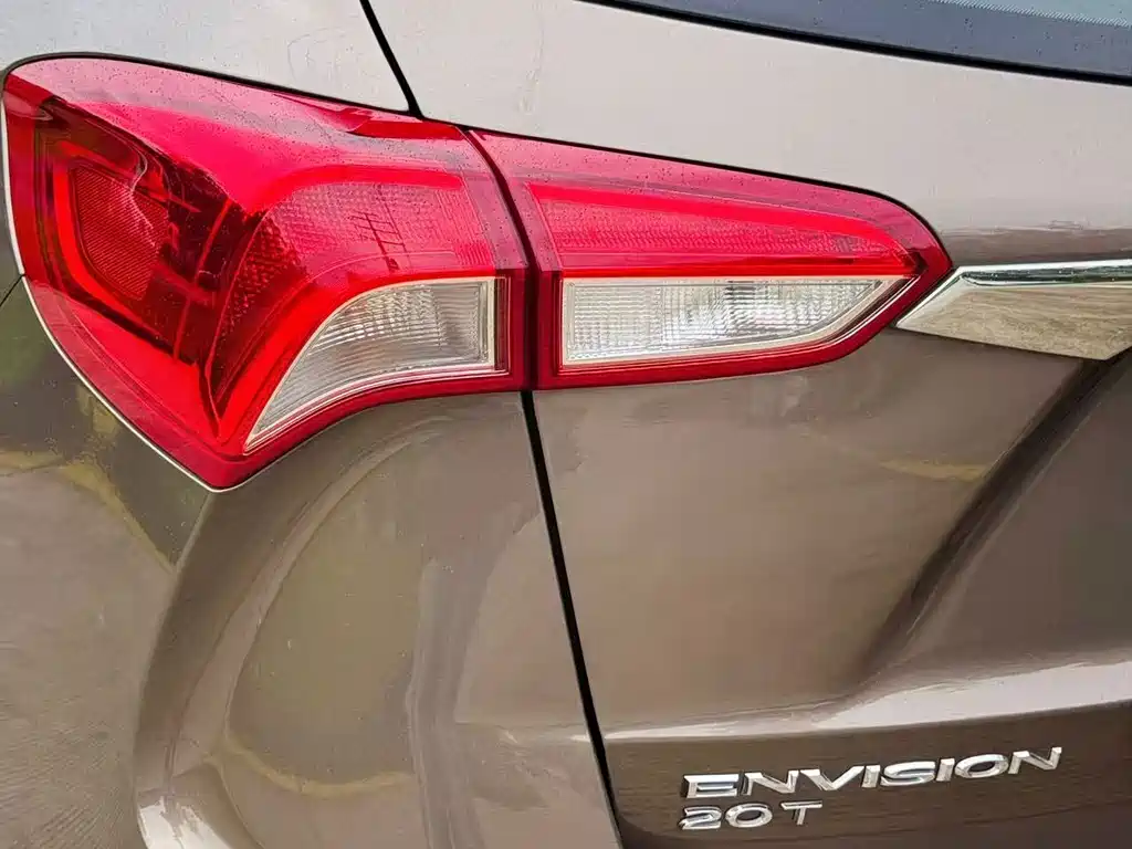 Buick Envision Plus — миниатюра 9