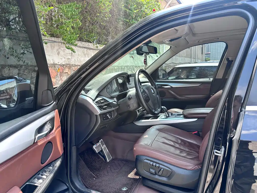 BMW X5 2014 xDrive35i Lead