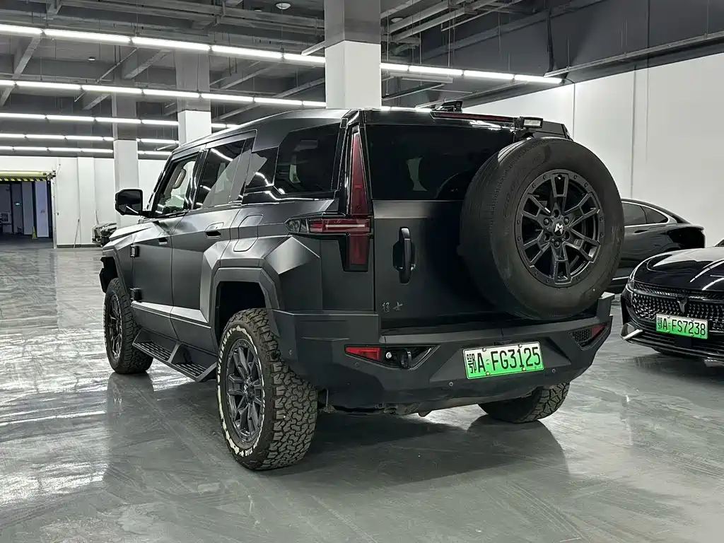 M-Hero 917