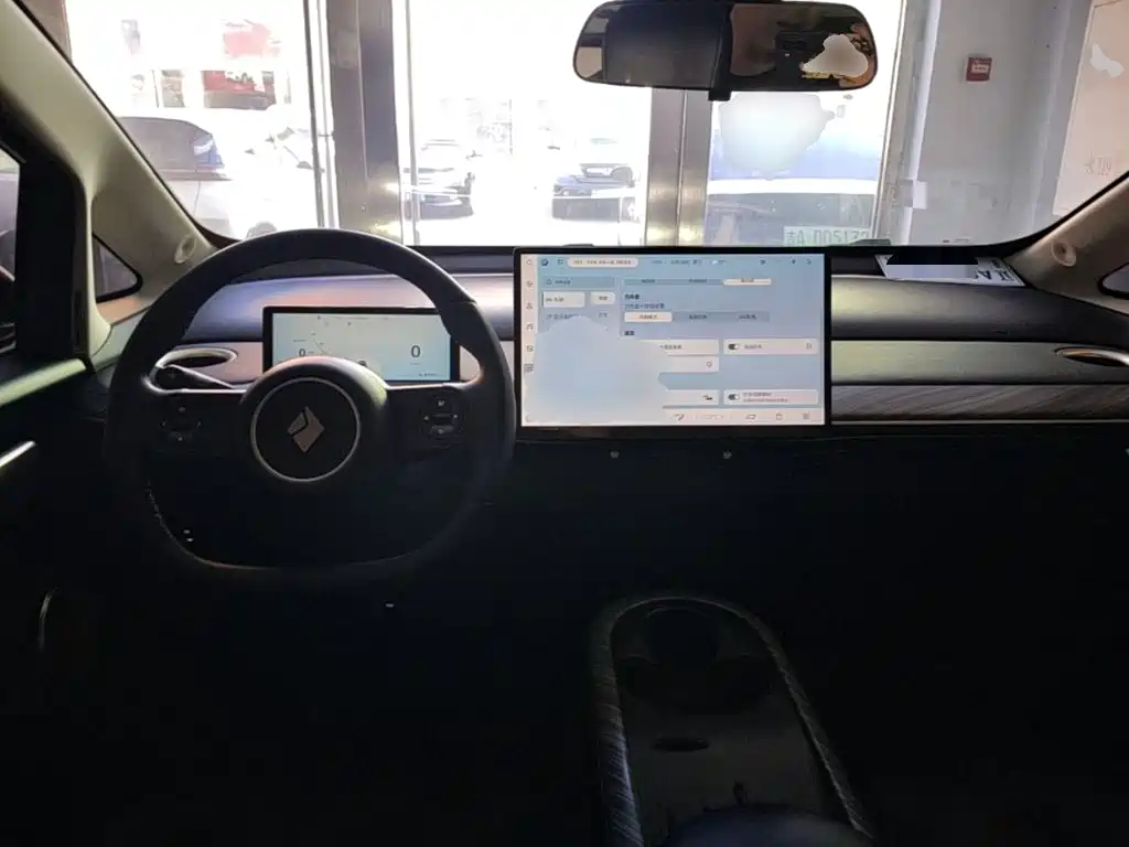 Baojun Yunduo — миниатюра 10