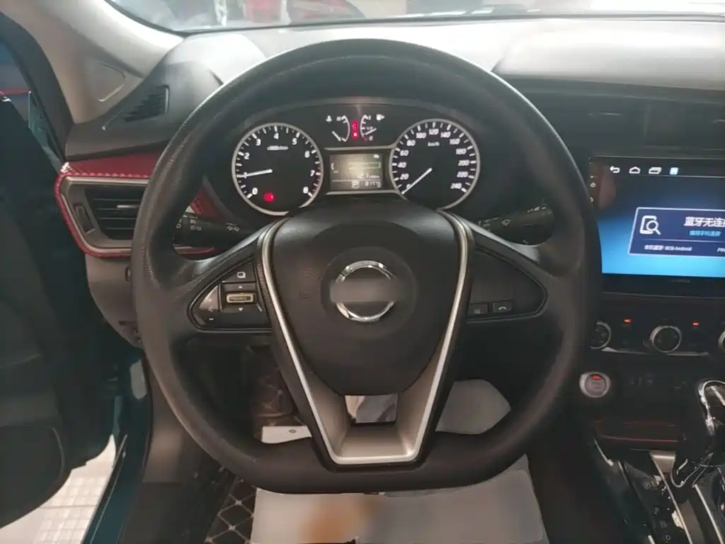 Nissan Bluebird — миниатюра 11