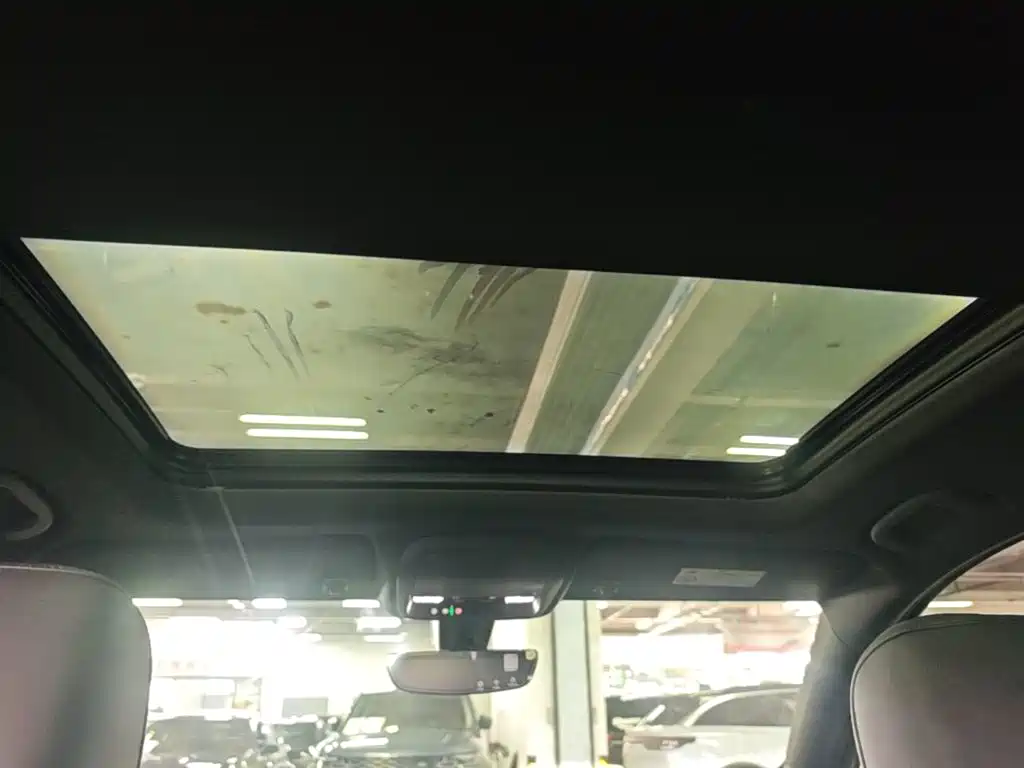 Cadillac XT4 — миниатюра 18