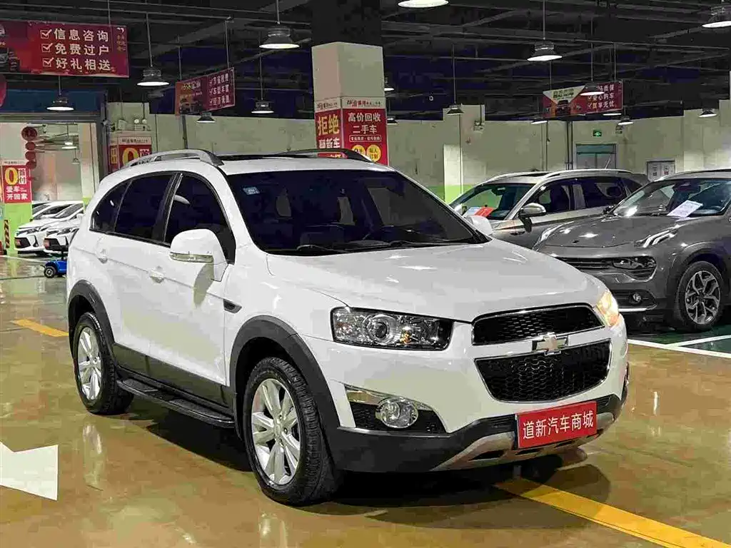Chevrolet Captiva — миниатюра 3